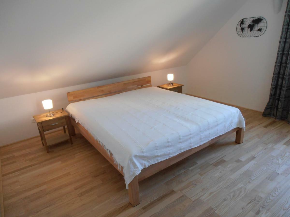 Ferienwohnung Am Kirchberg Jois Exterior foto